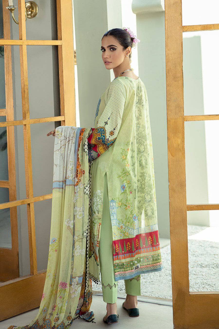 img_faixa_faixan_by_ittehad_lawn_2021_awwal_boutique