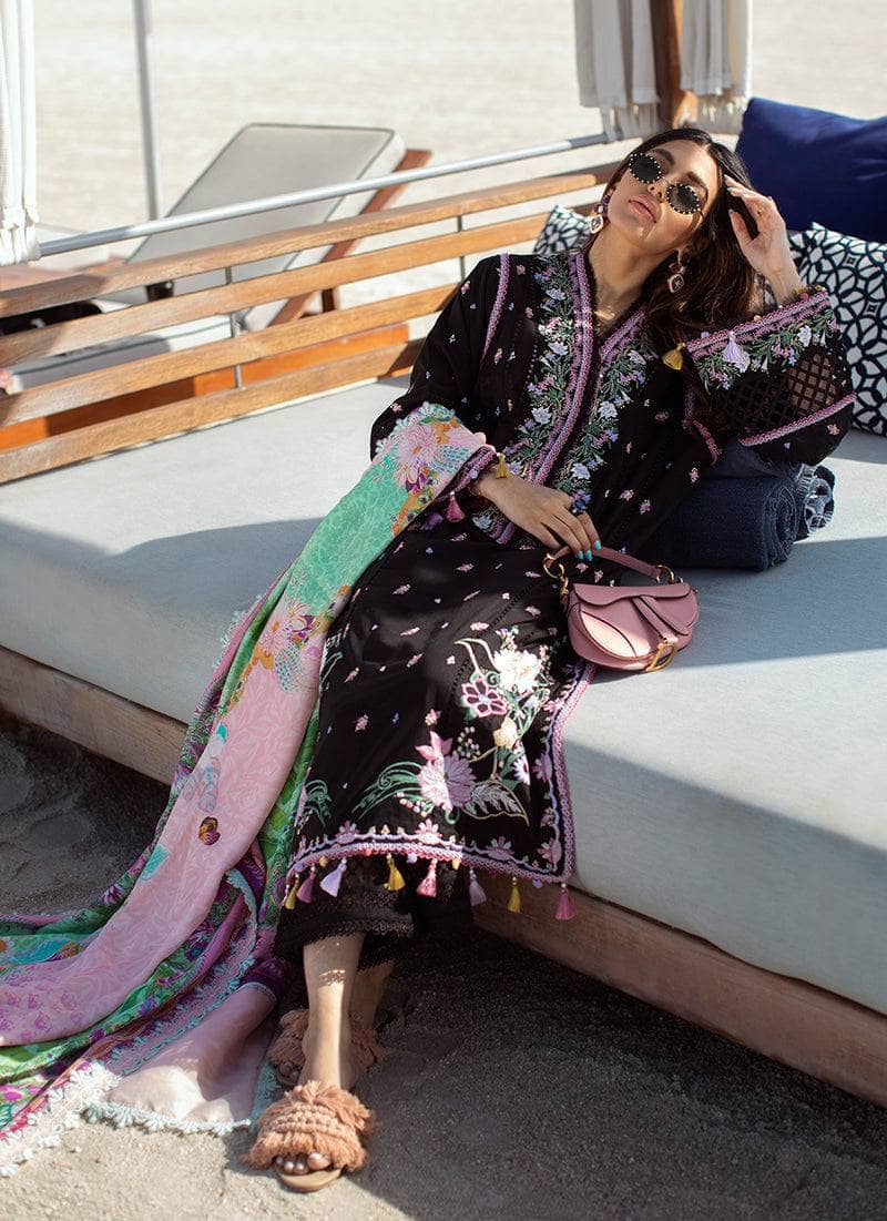 img_farah_talib_aziz_lawn_22_awwal_boutique_awwal_boutique