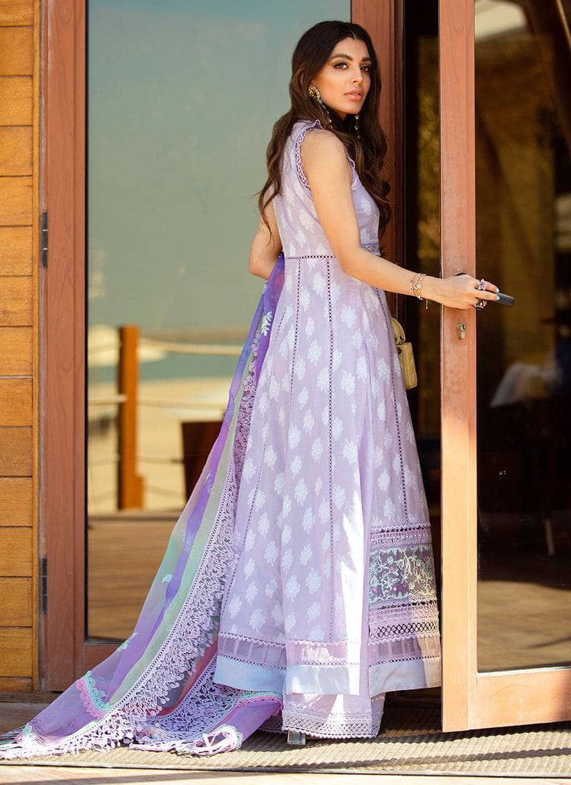 img_farah_talib_aziz_lawn_22_awwal_boutique_awwal_boutique