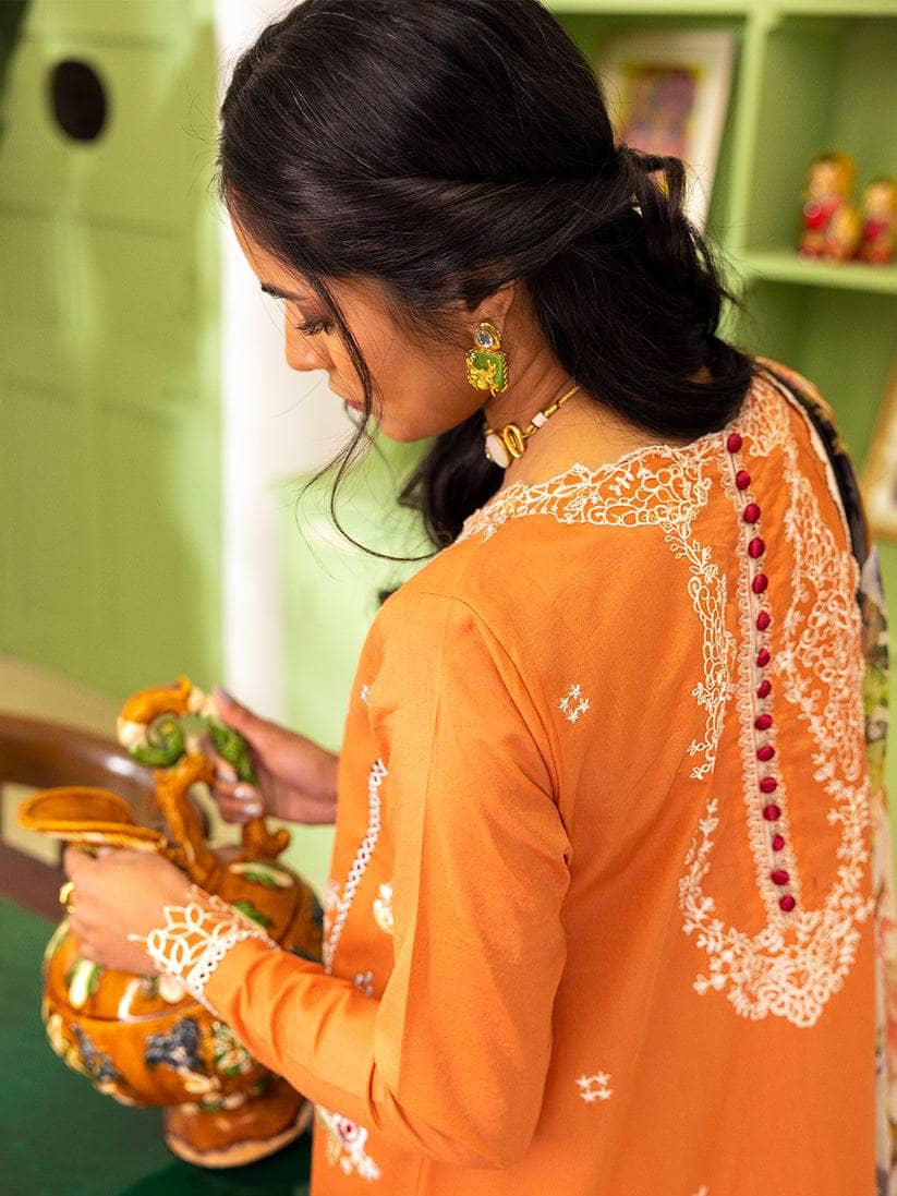 img_roheenaz_lawn_23_awwal_boutique