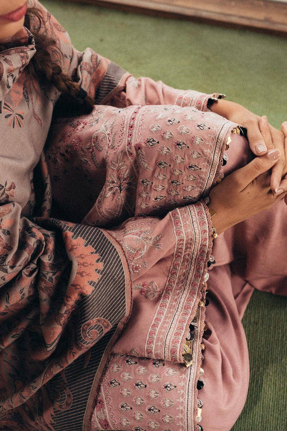 img_zara_shahjahan_winter_21_awwal_boutique