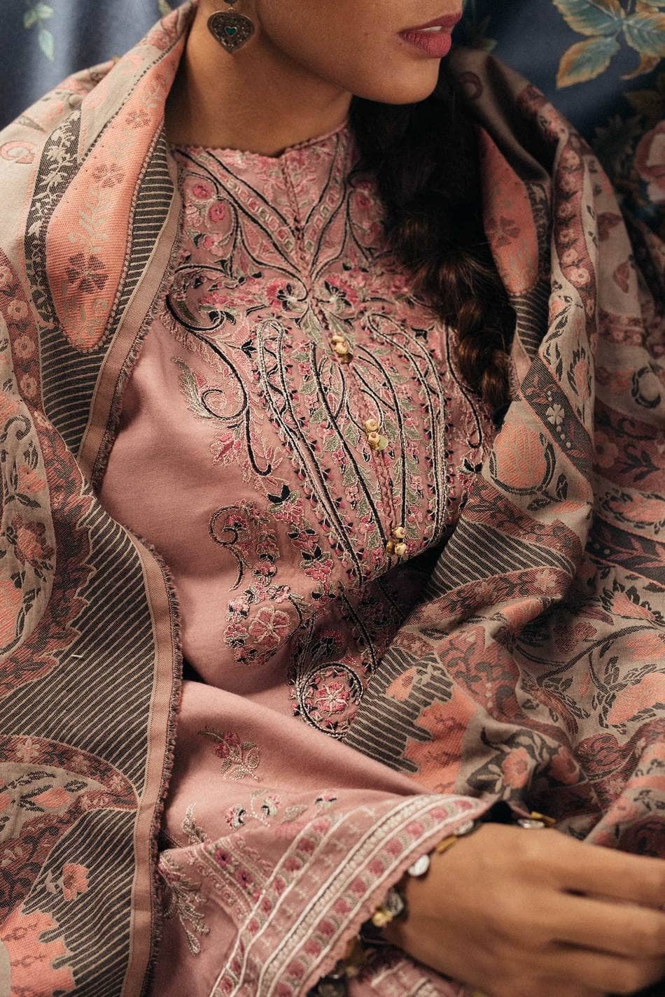 img_zara_shahjahan_winter_21_awwal_boutique