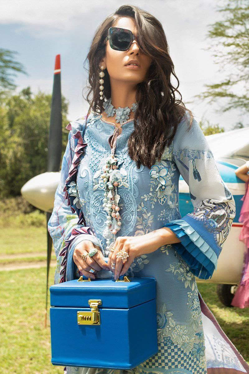 img_hemline_by_mushq_lawn_2021_awwal_boutique