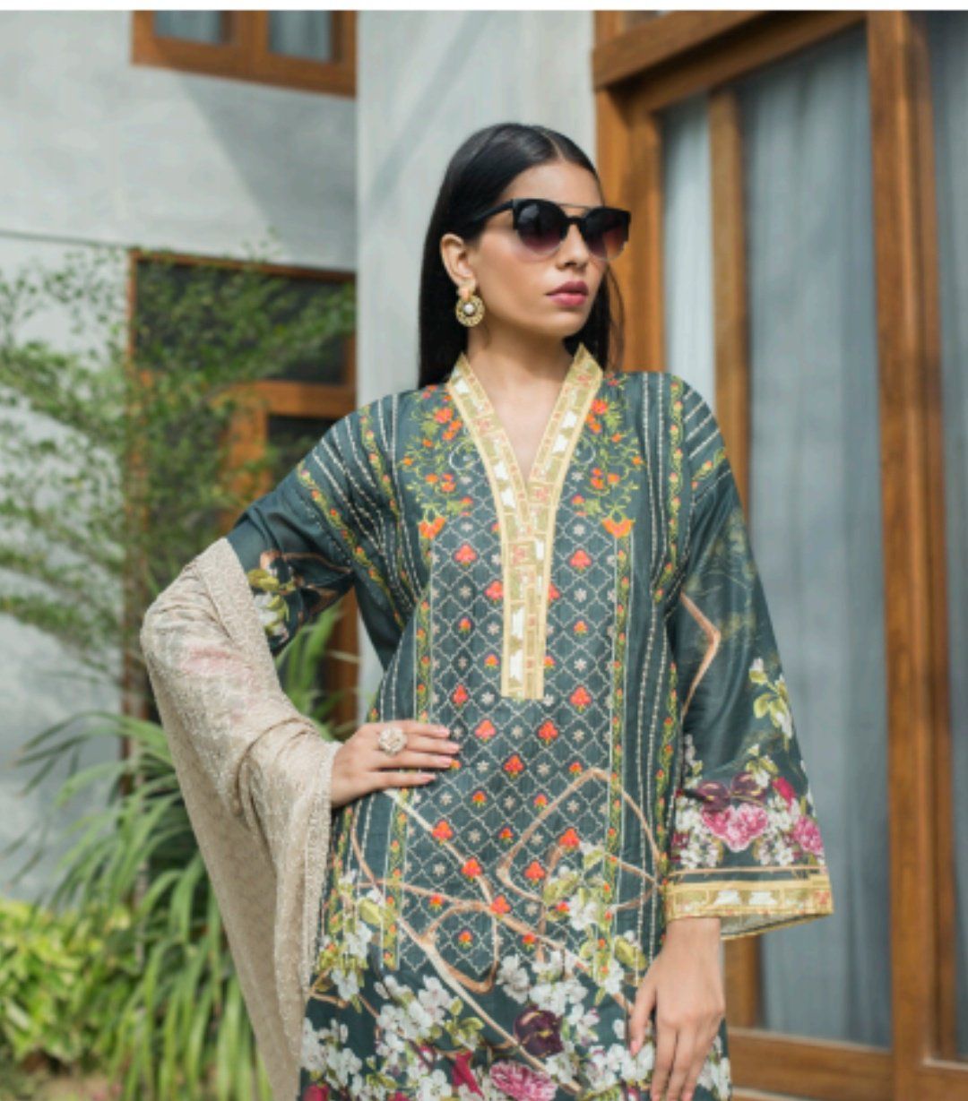 img_malkah_lawn_awwal_boutique_sale_awwal_boutique