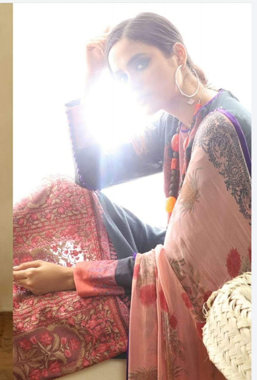 img_sana_safinaz_muzlin_winter_collection_awwal_boutique_9a