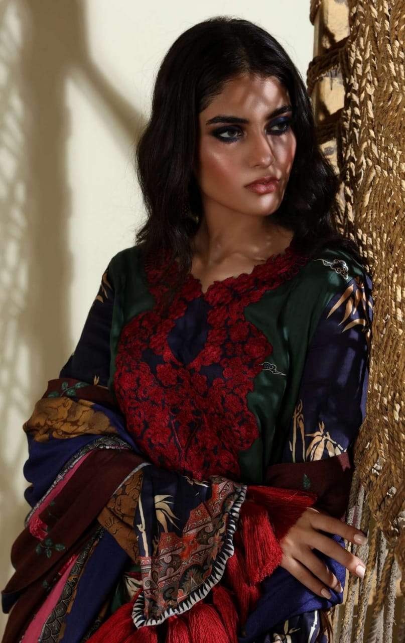 img_sana_safinaz_muzlin_winter_collection_awwal_boutique_7A