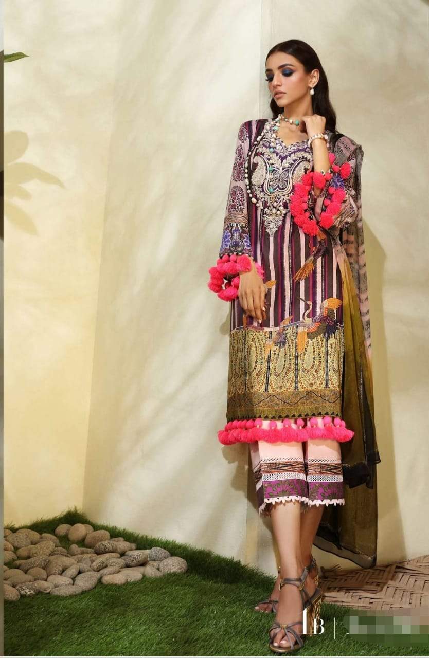 img_sana_safinaz_muzlin_winter_collection_awwal_boutique_1A