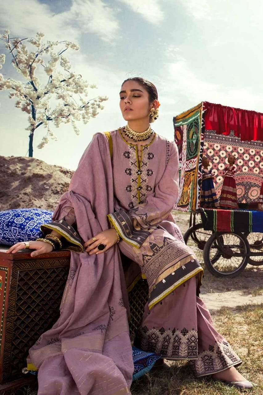 img_afsaneh_lawn_collection_awwal_boutique