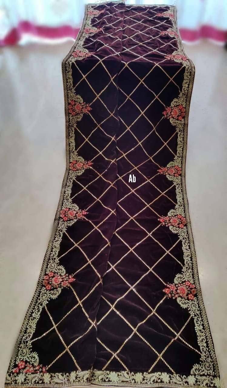 img_velvet_embroidered_shawl_collection_awwal_boutique