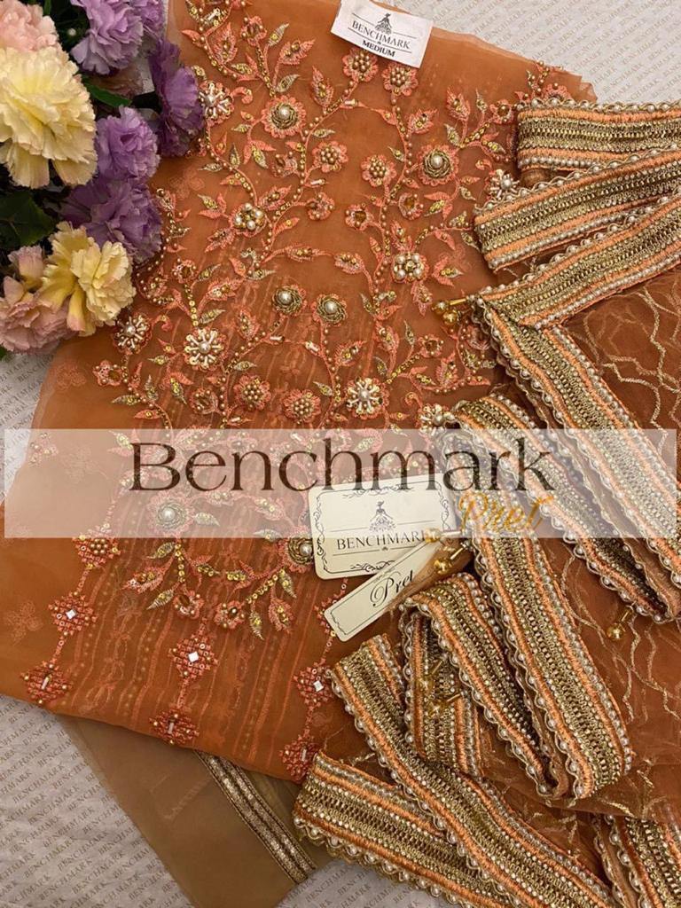 img_benchmark_luxury_pret_collection_awwal_boutique