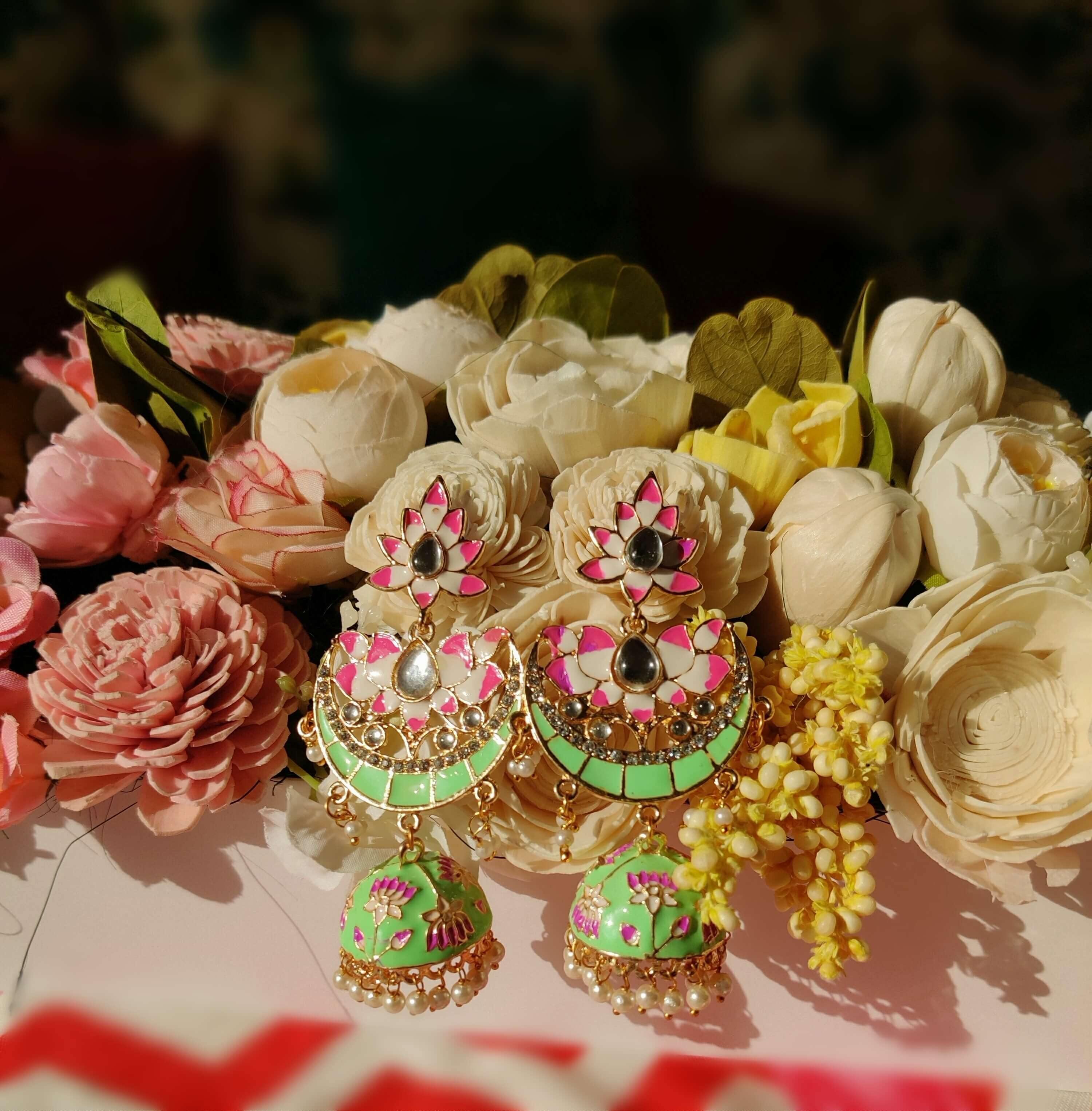 img_minakari_jewellery_jhumkis_awwal_boutique