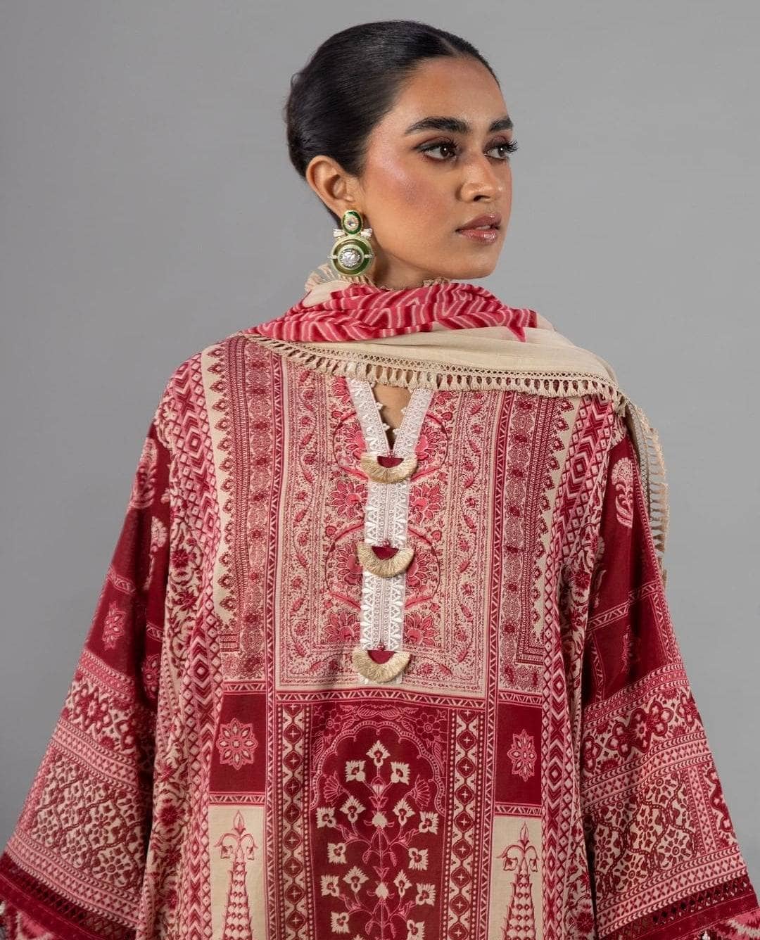 img_sana_safinaz_mahay_lawn_22_awwal_boutique