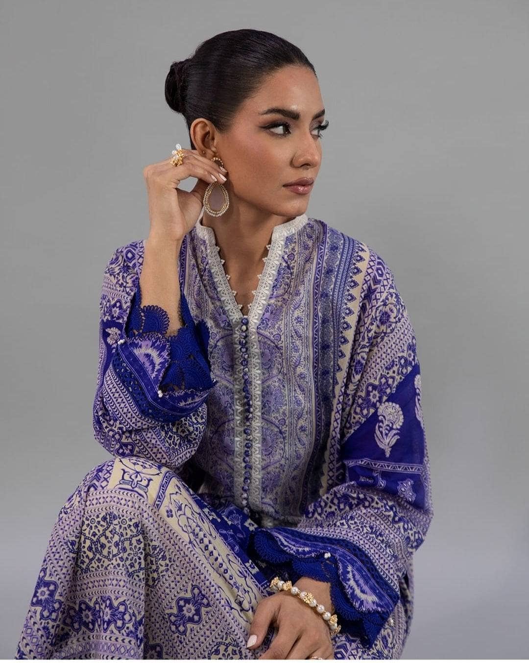 img_sana_safinaz_mahay_lawn_22_awwal_boutique