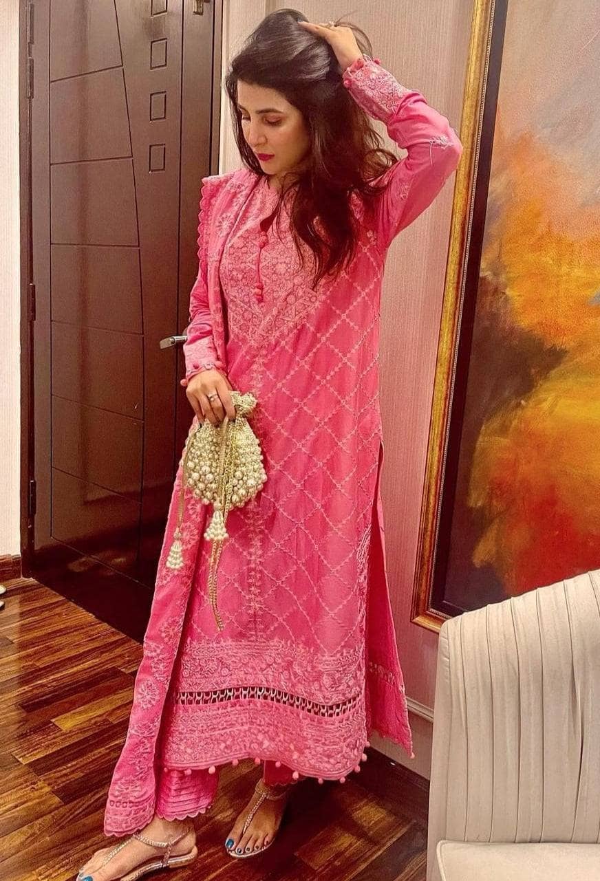 img_zaha_lawn_22_awwal_boutique