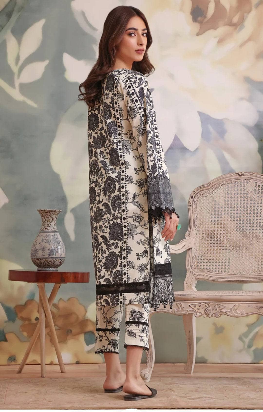 img_jade_flora_lawn_22_awwal_boutique