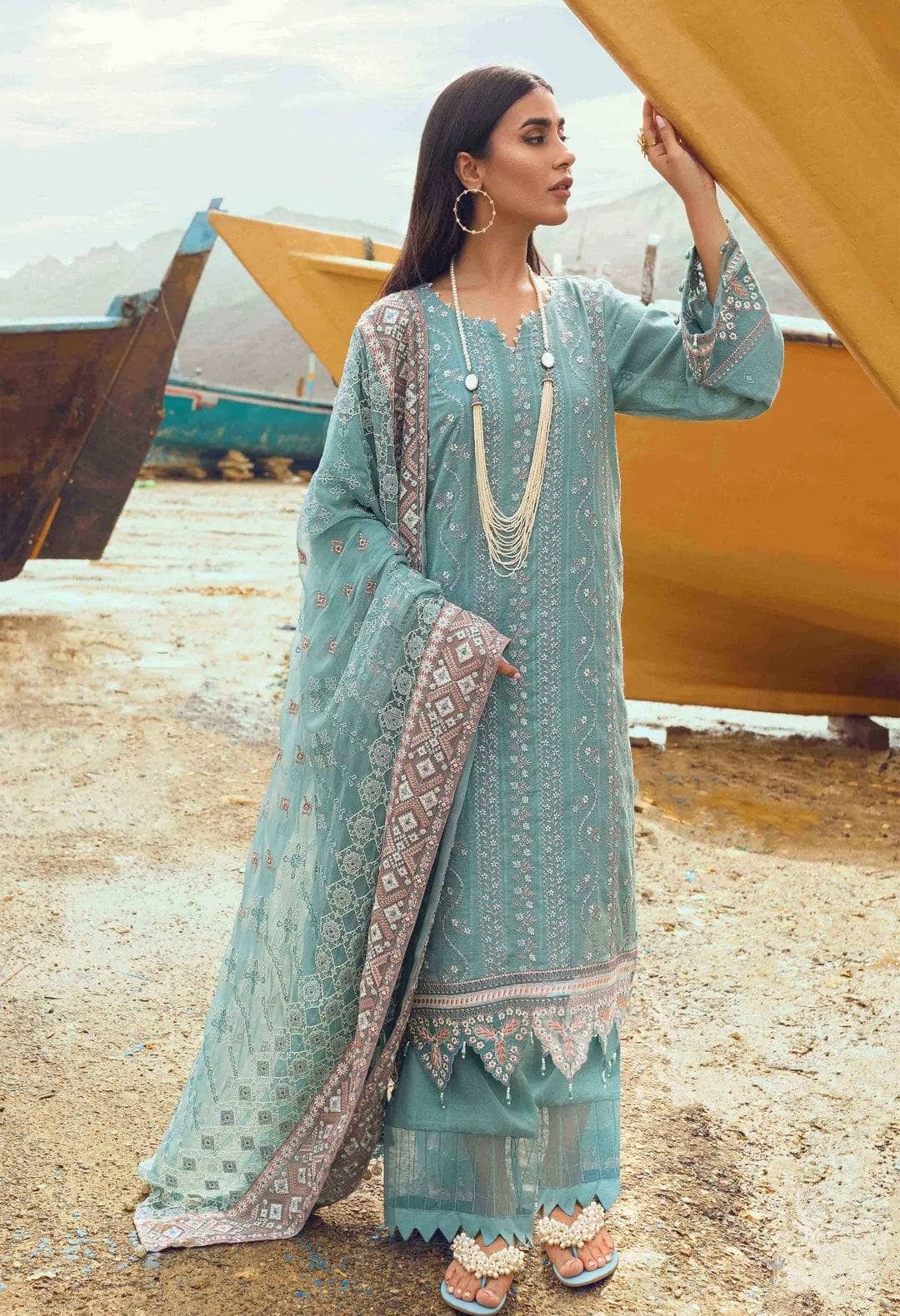 img_nureh_karavan_jacquard_awwal_boutique