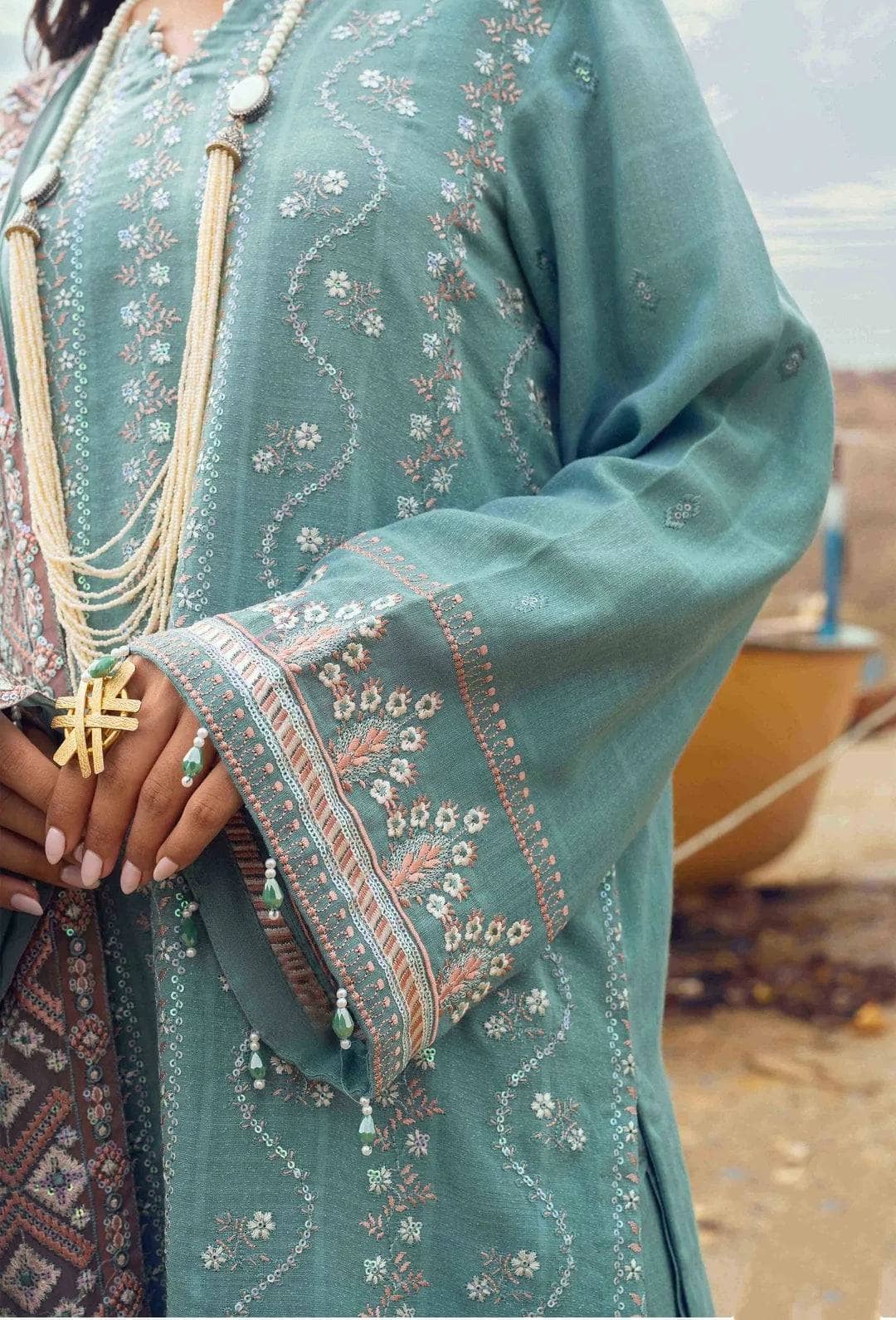 img_nureh_karavan_jacquard_awwal_boutique