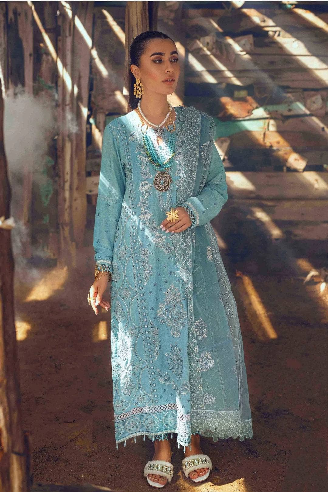 img_nureh_karavan_jacquard_awwal_boutique