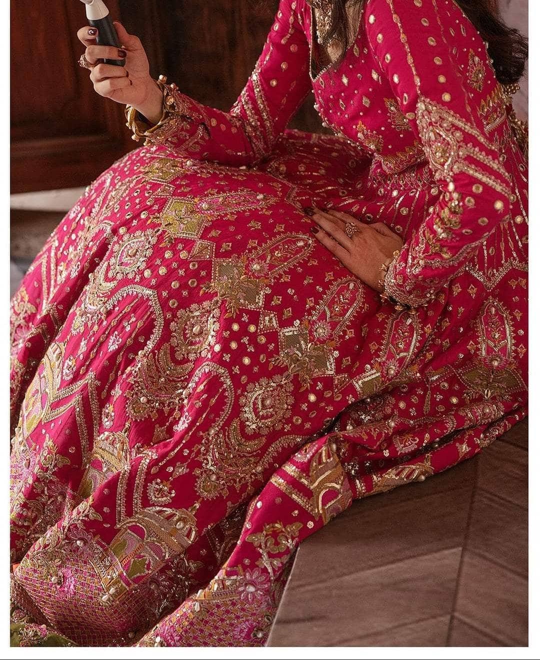 img_mohsin_naveed_ranjha_zarlish_awwal_boutique