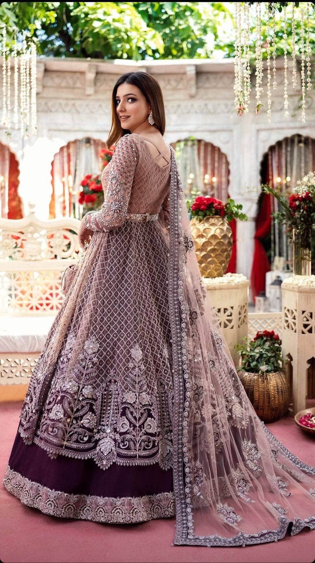 img_maria_osama_khan_wedding_edition_awwal_boutique