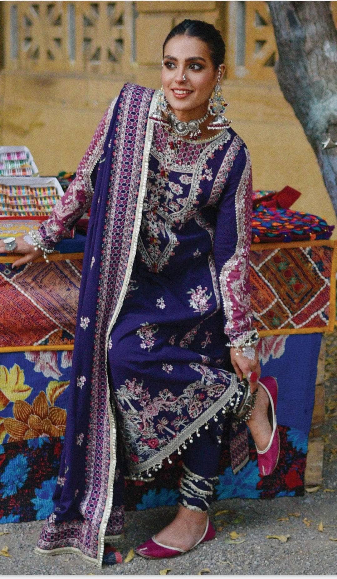 img_qalamkar_luxury_shawl_collection_awwal_boutique