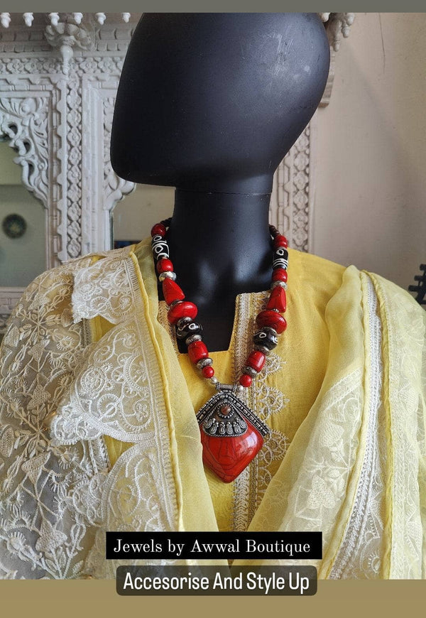 img_necklace_stone_awwal_boutique