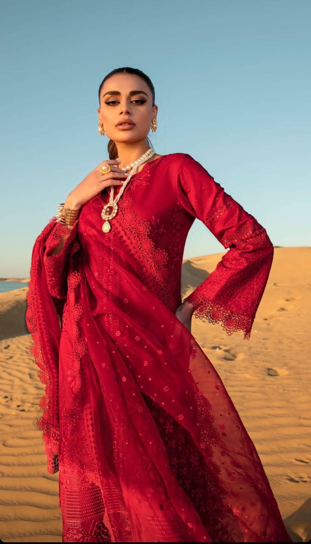 img_rang_rasiya_lawn_23_awwal_boutique