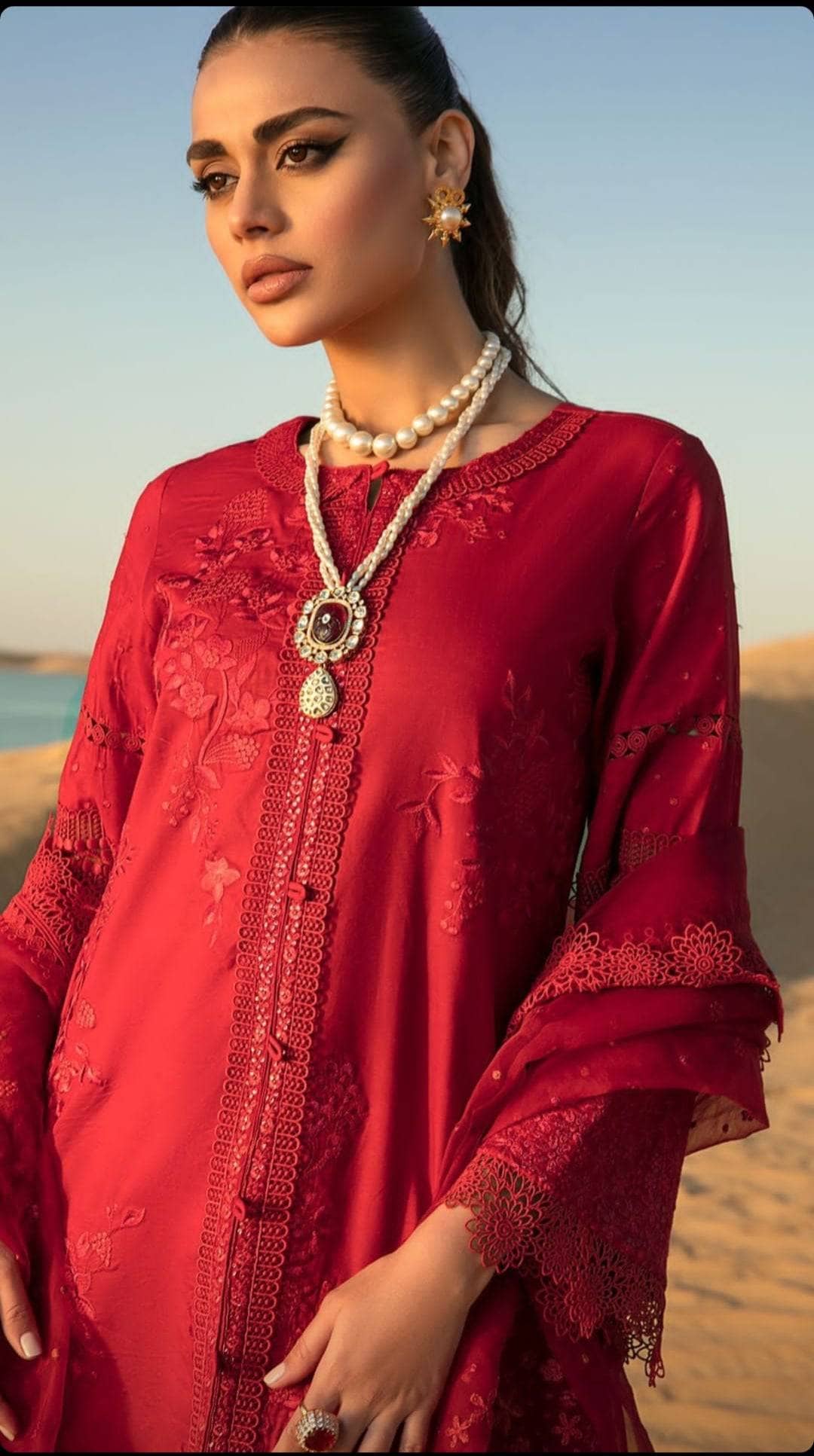 img_rang_rasiya_lawn_23_awwal_boutique