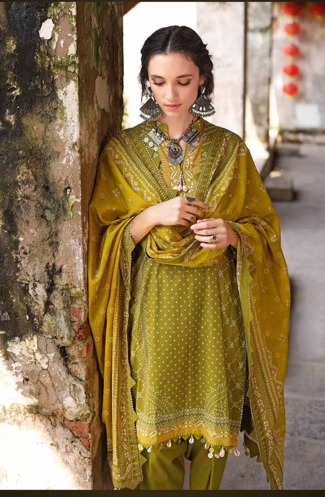 img_gul_ahmed_chunari_lawn_23_awwal_boutique