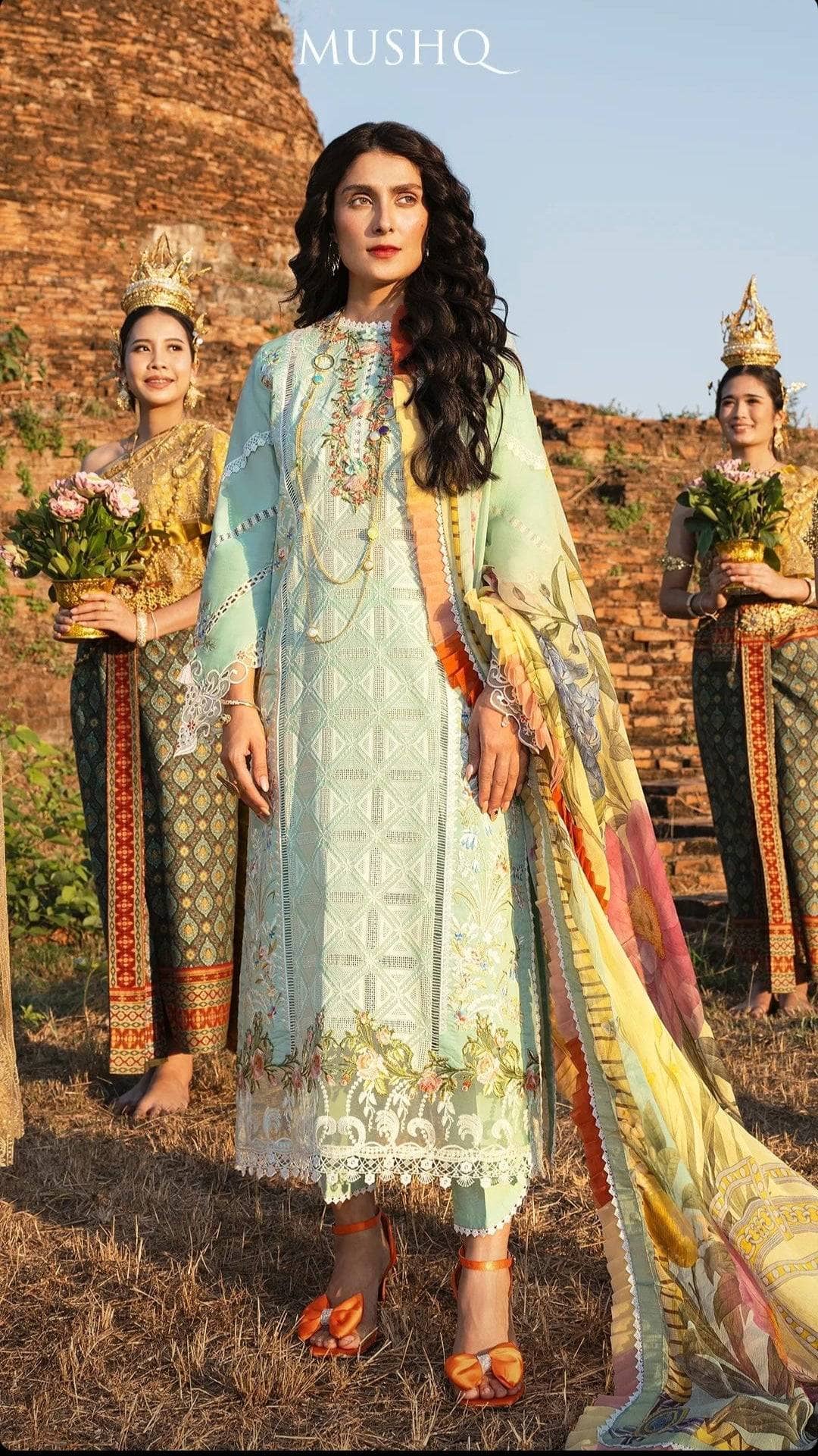 img_mushq_lawana_lawn_23_awwal_boutique