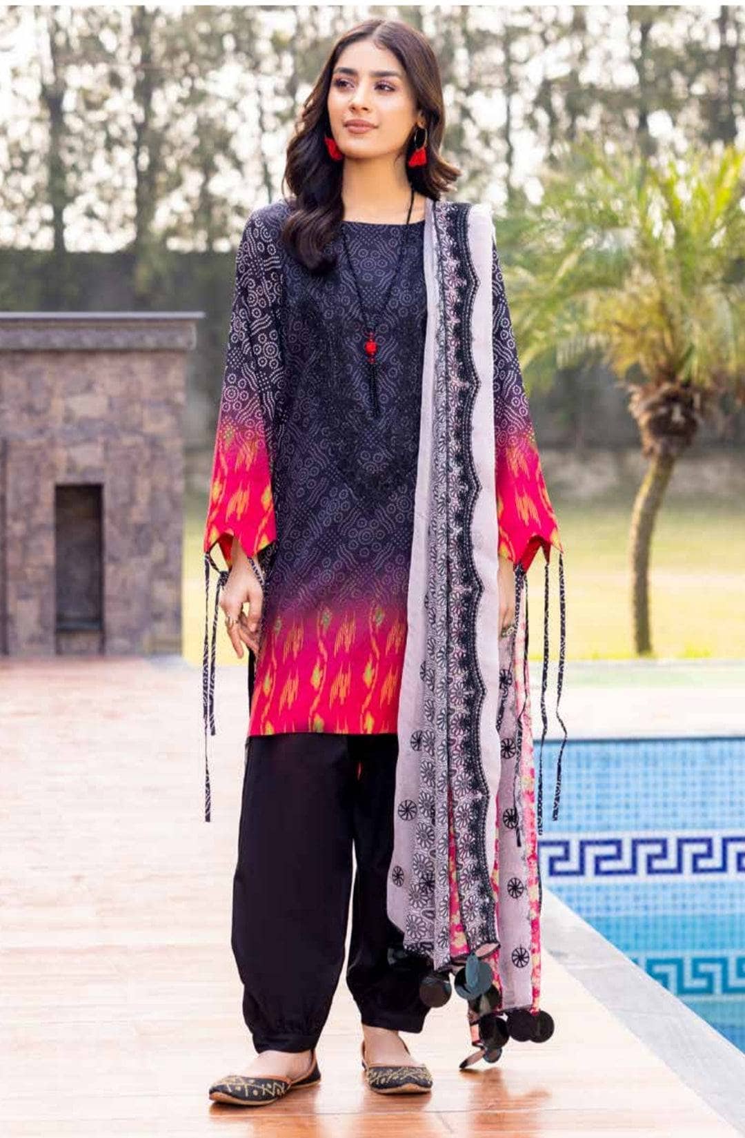 Charizma Combination Lawn