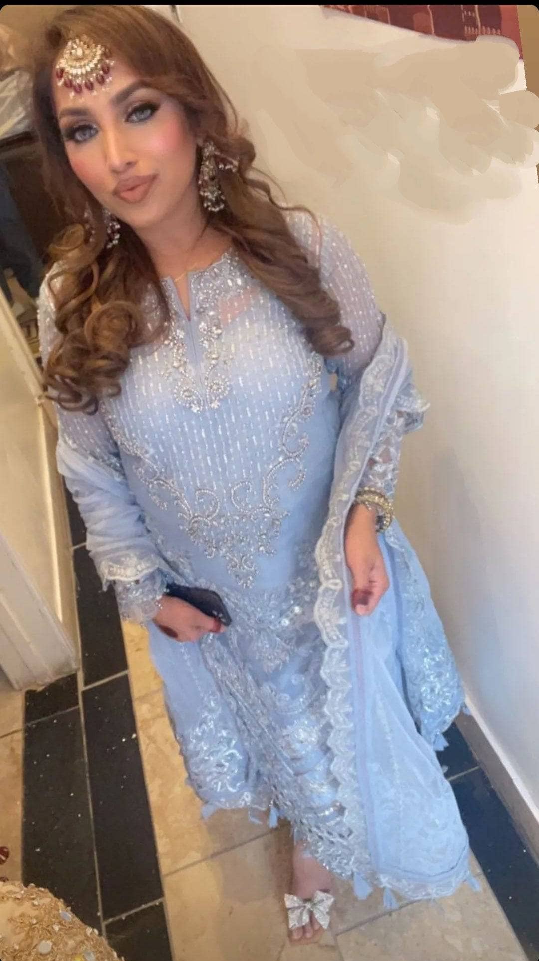 img_spotted_in_maria_b_mbroidered_23_awwal_boutique