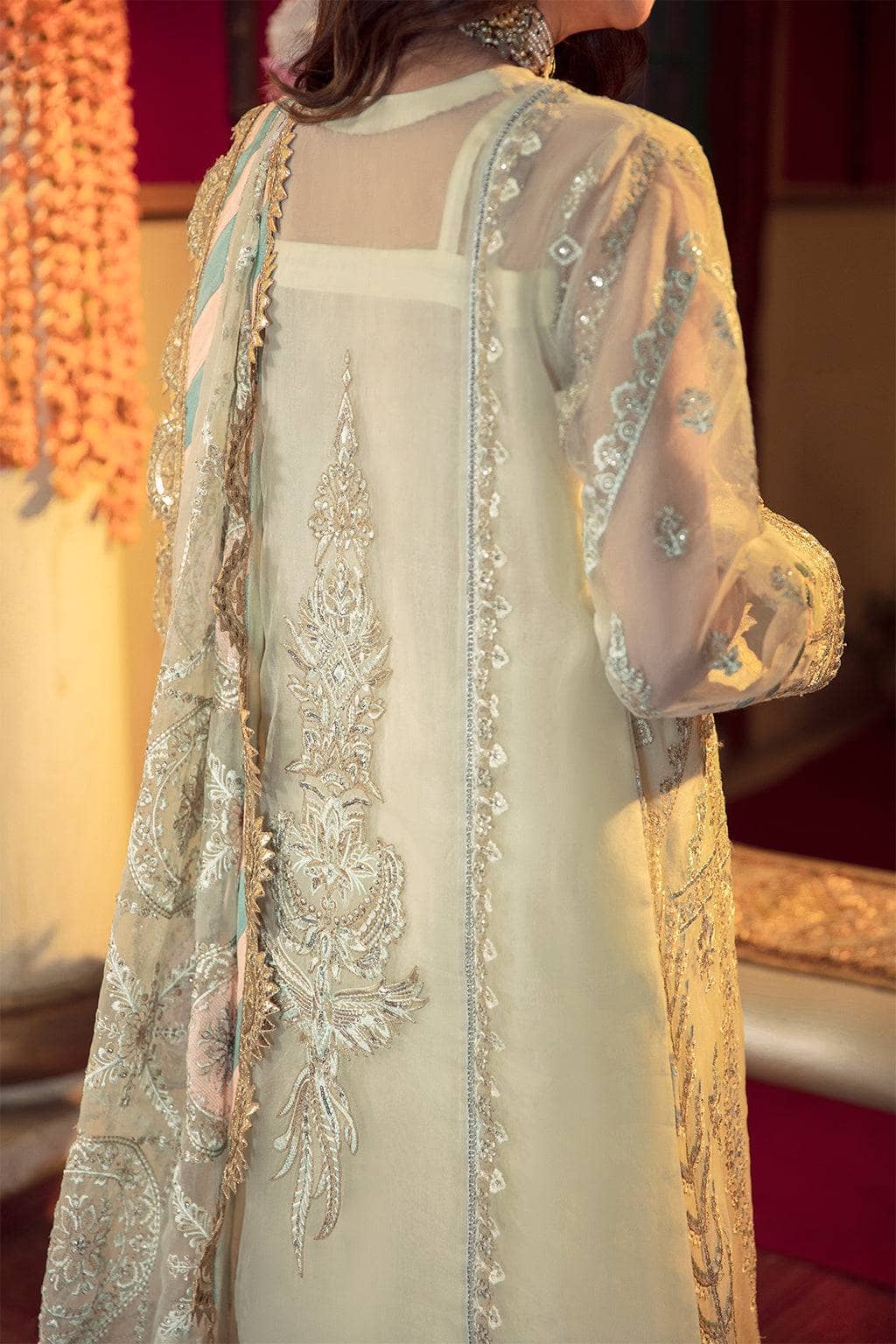 img_gisele_shagun_wedding_edition_awwal_boutique