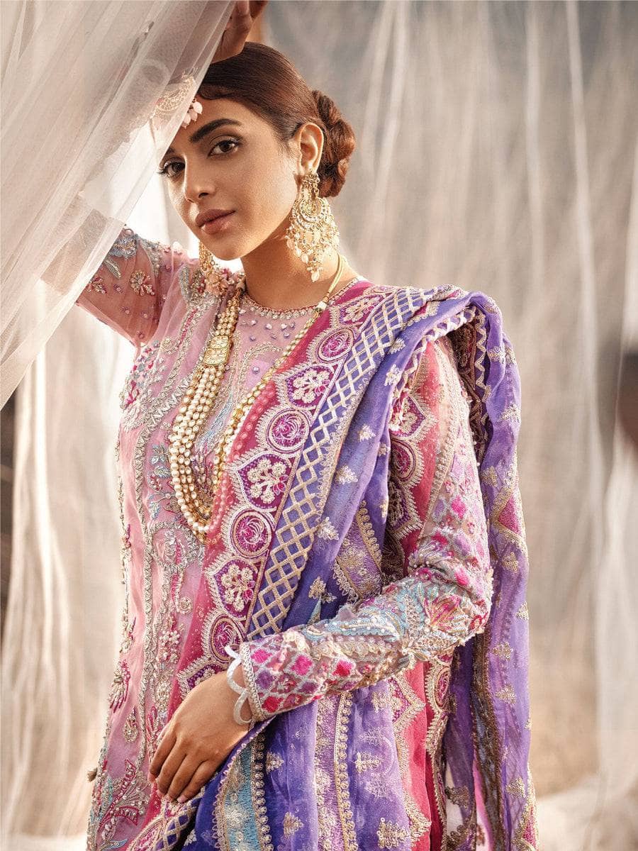 img_maryam_hussain_wedding_awwal_boutique