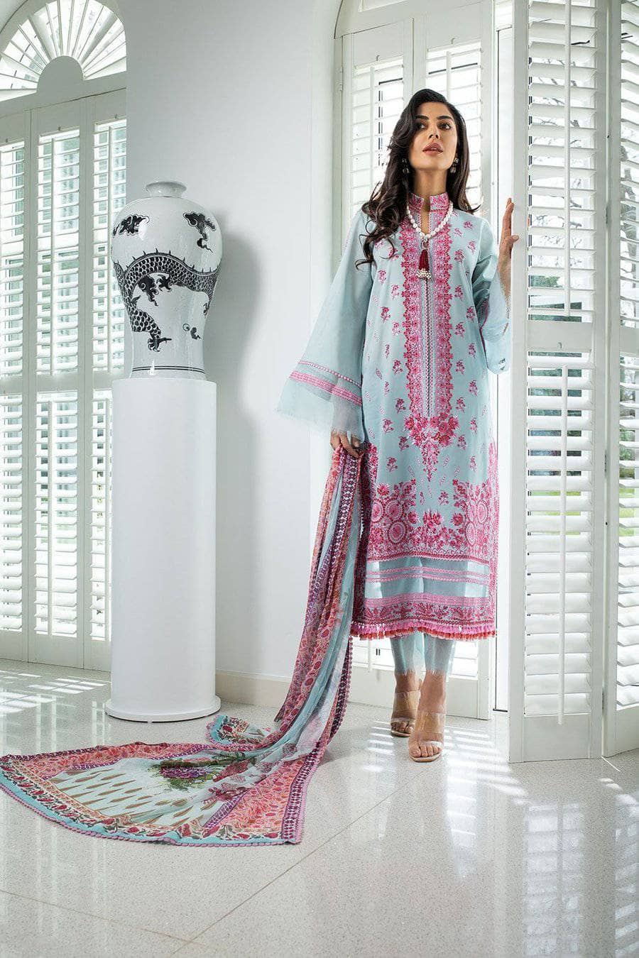 img_sobia_nazir_lawn_collection_2021_awwal_boutique