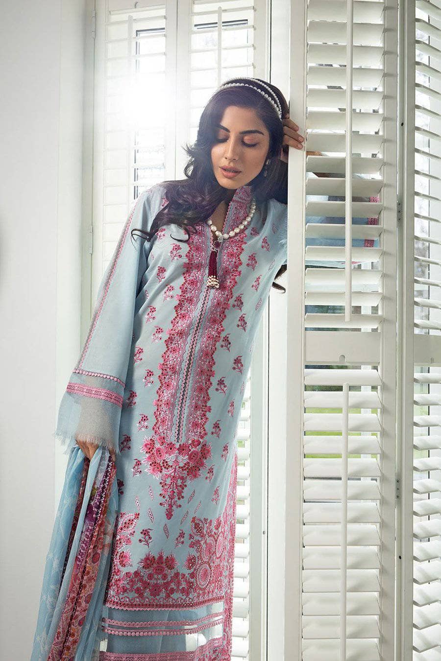 img_sobia_nazir_lawn_collection_2021_awwal_boutique