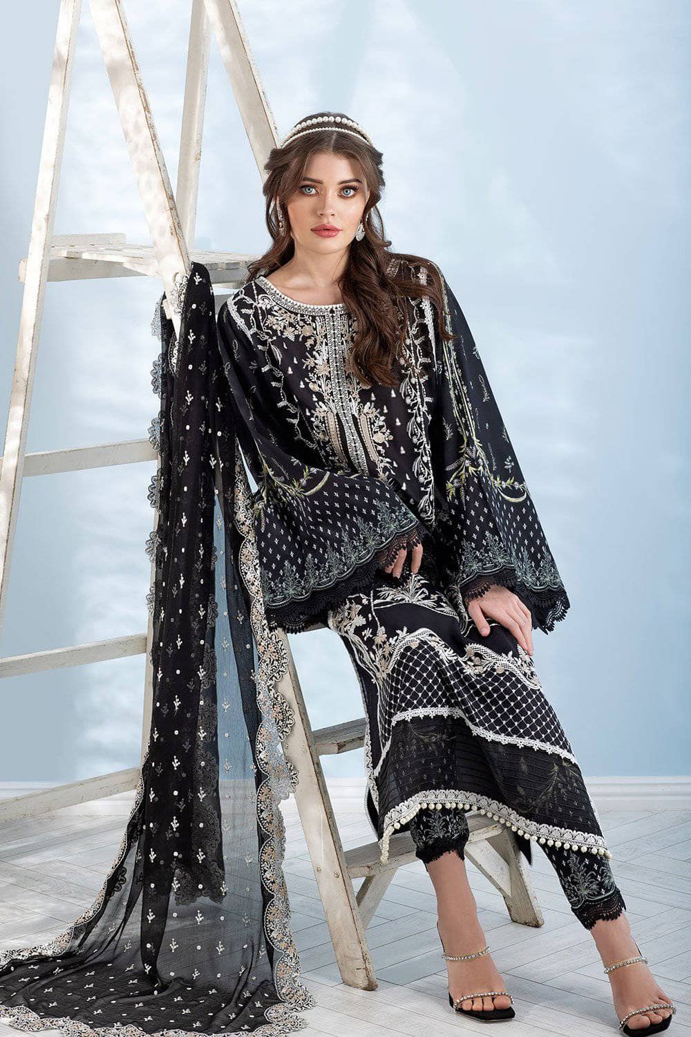 img_sobia_nazir_lawn_collection_2021_awwal_boutique