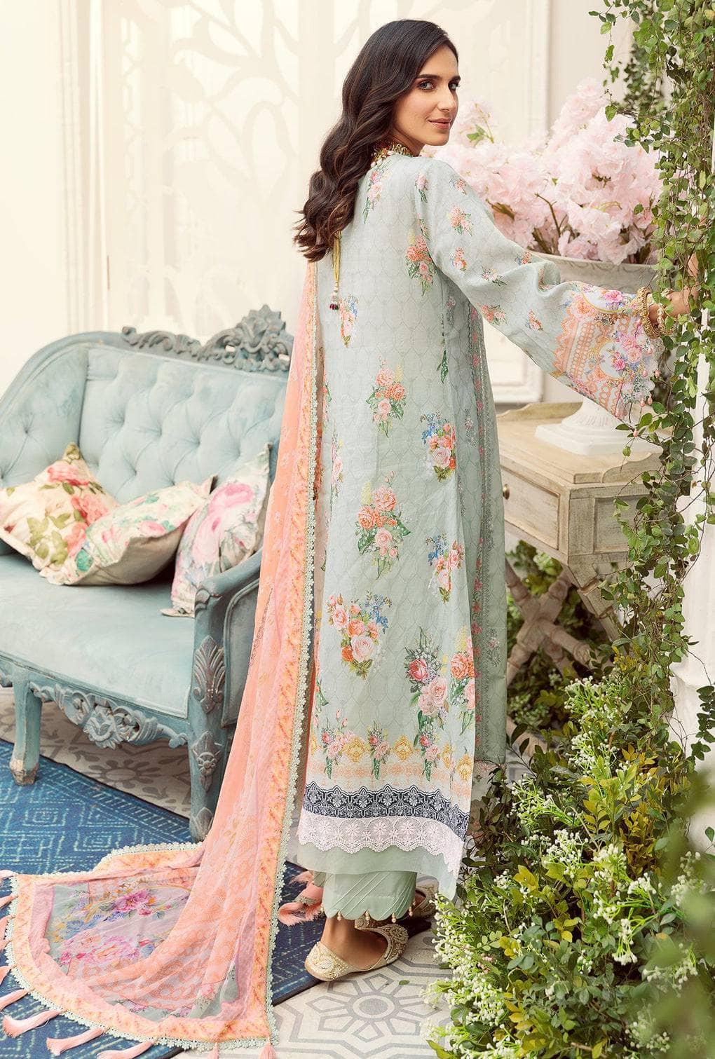img_saadia_asad_lawn_22_awwal_boutique