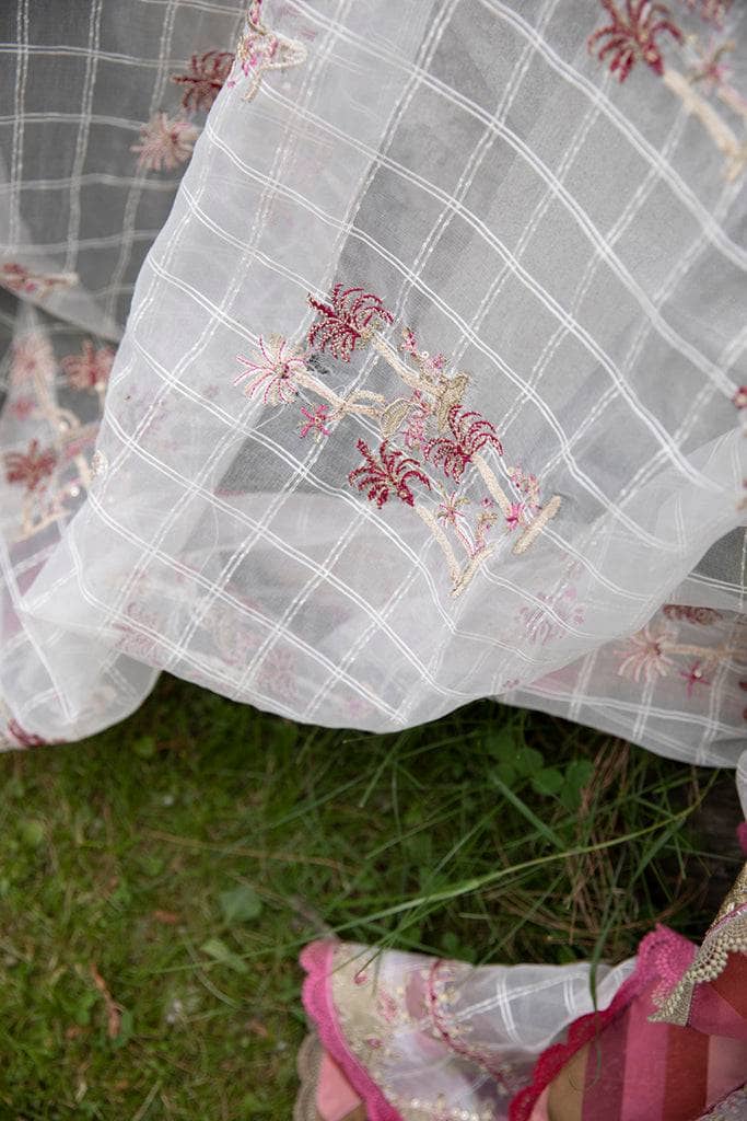 img_qalamkar_luxury_festive_22_awwal_boutique