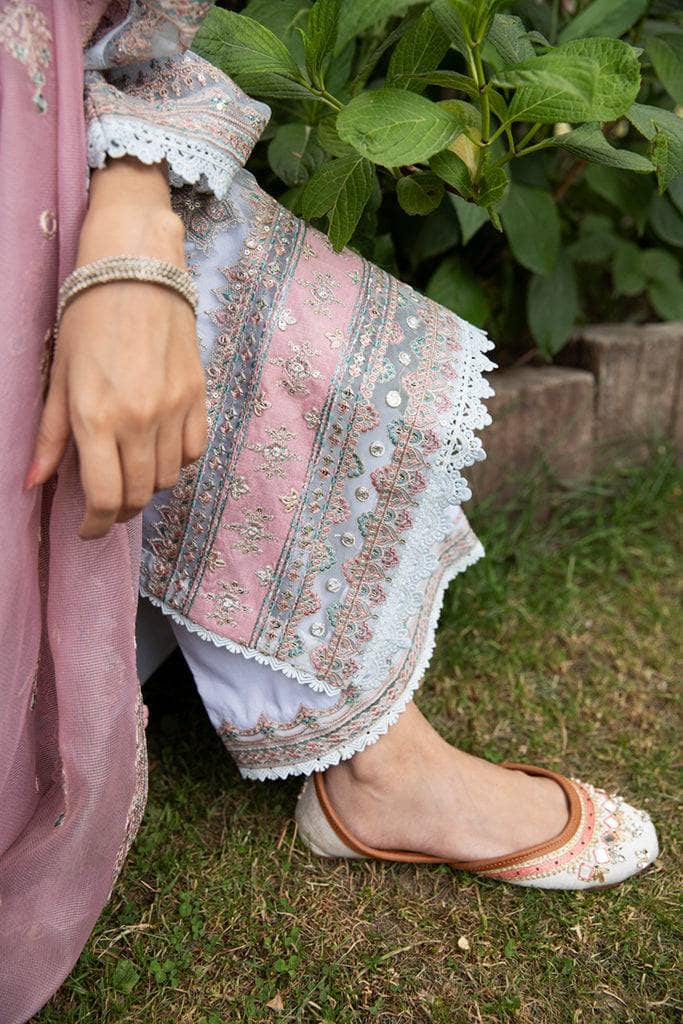 img_qalamkar_luxury_festive_22_awwal_boutique