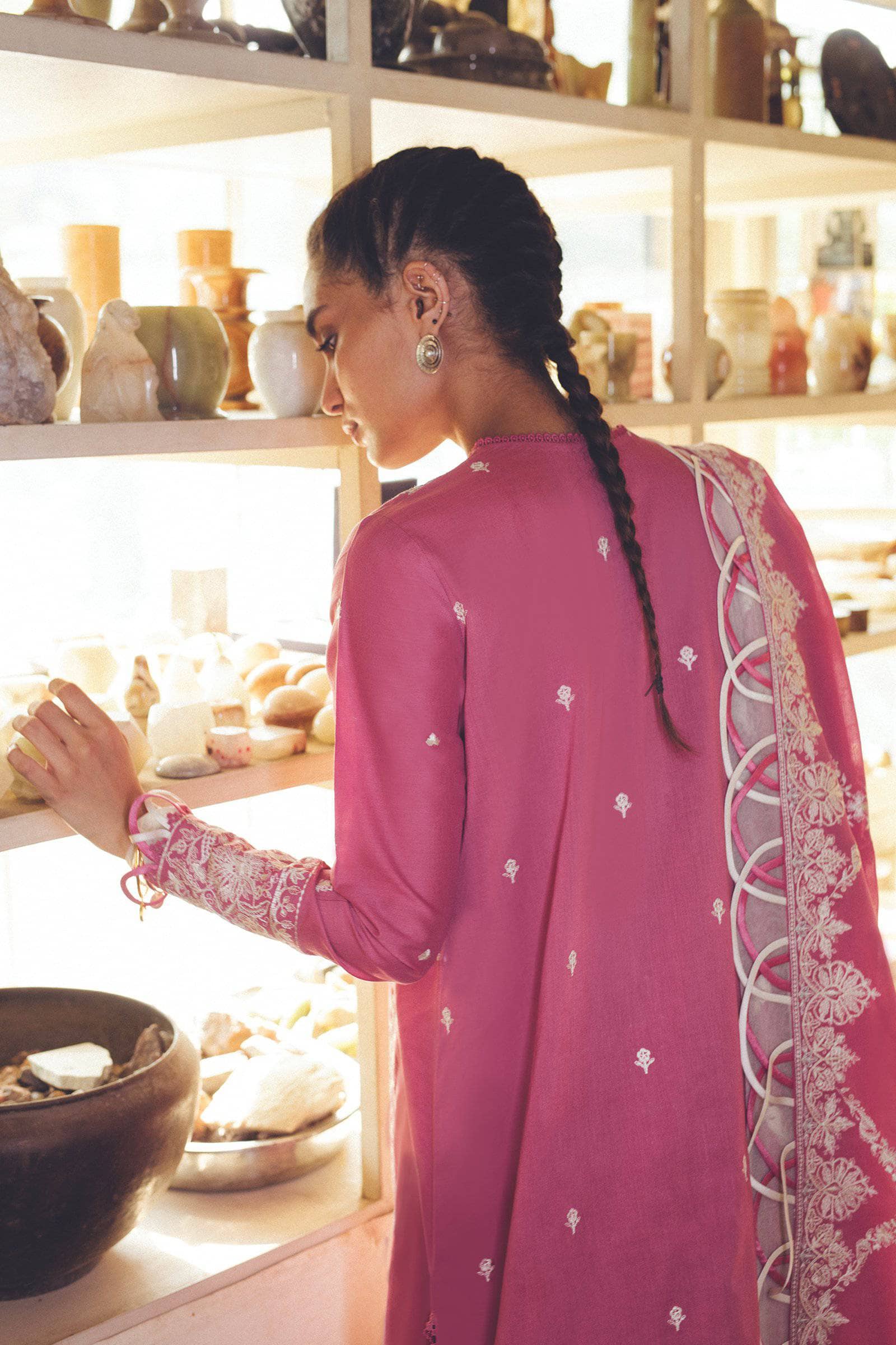 img_zaha_humrahi_winter_collection_awwal_boutique