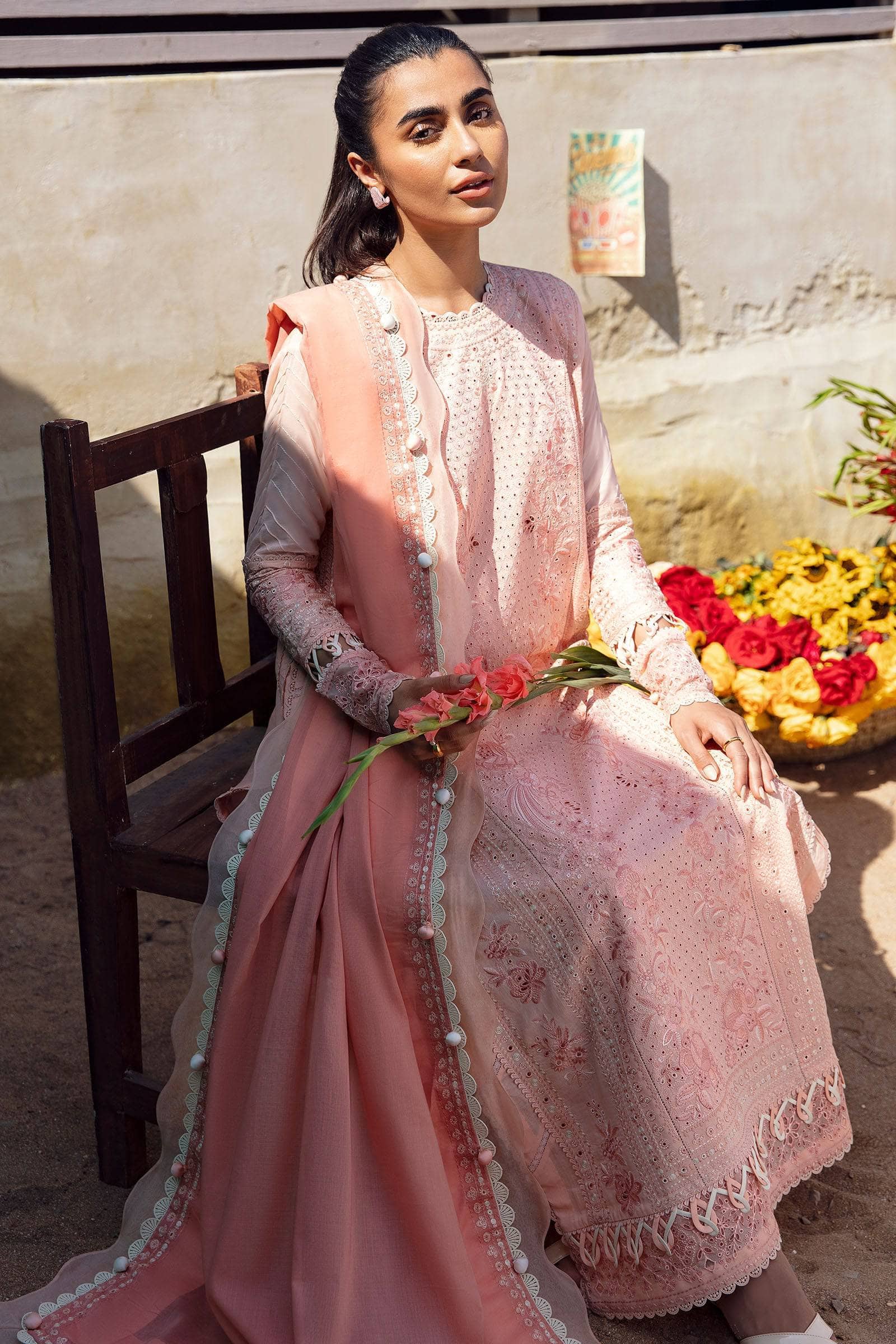 img_zaha_lawn_2023_awwal_boutique