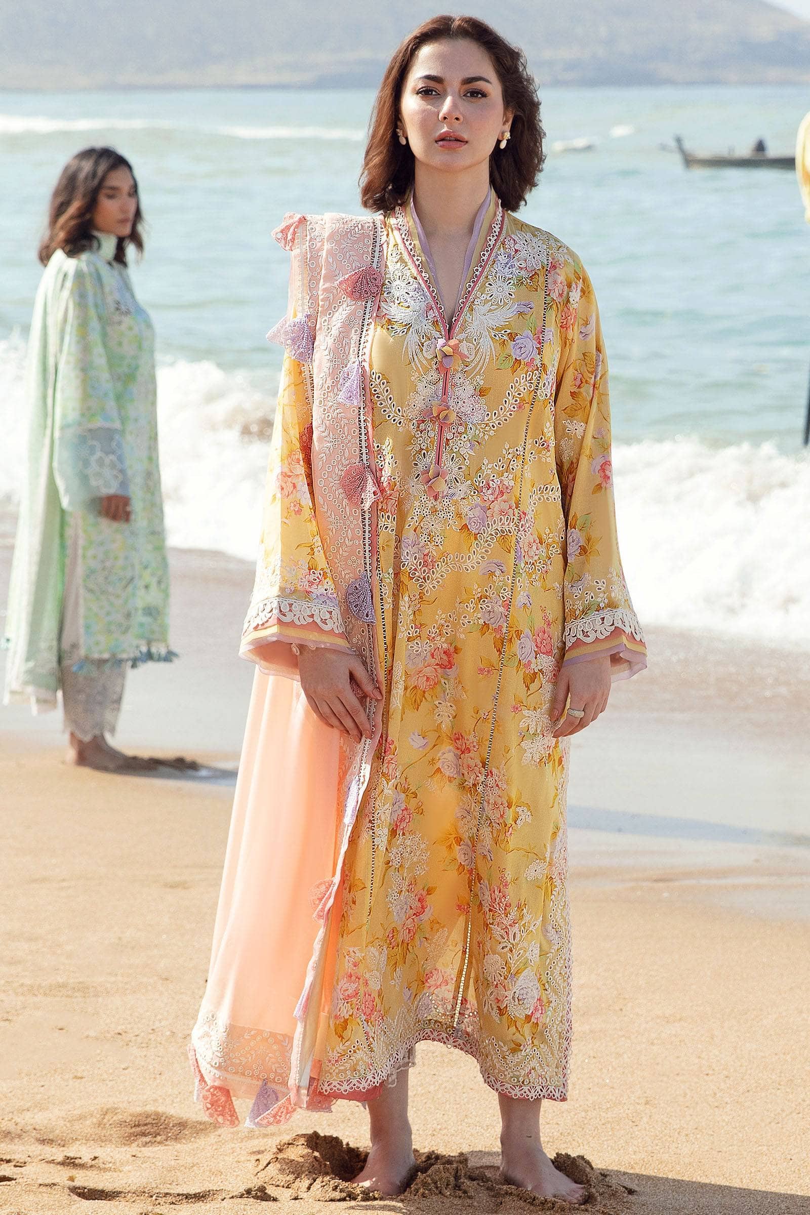 img_zaha_lawn_2023_awwal_boutique