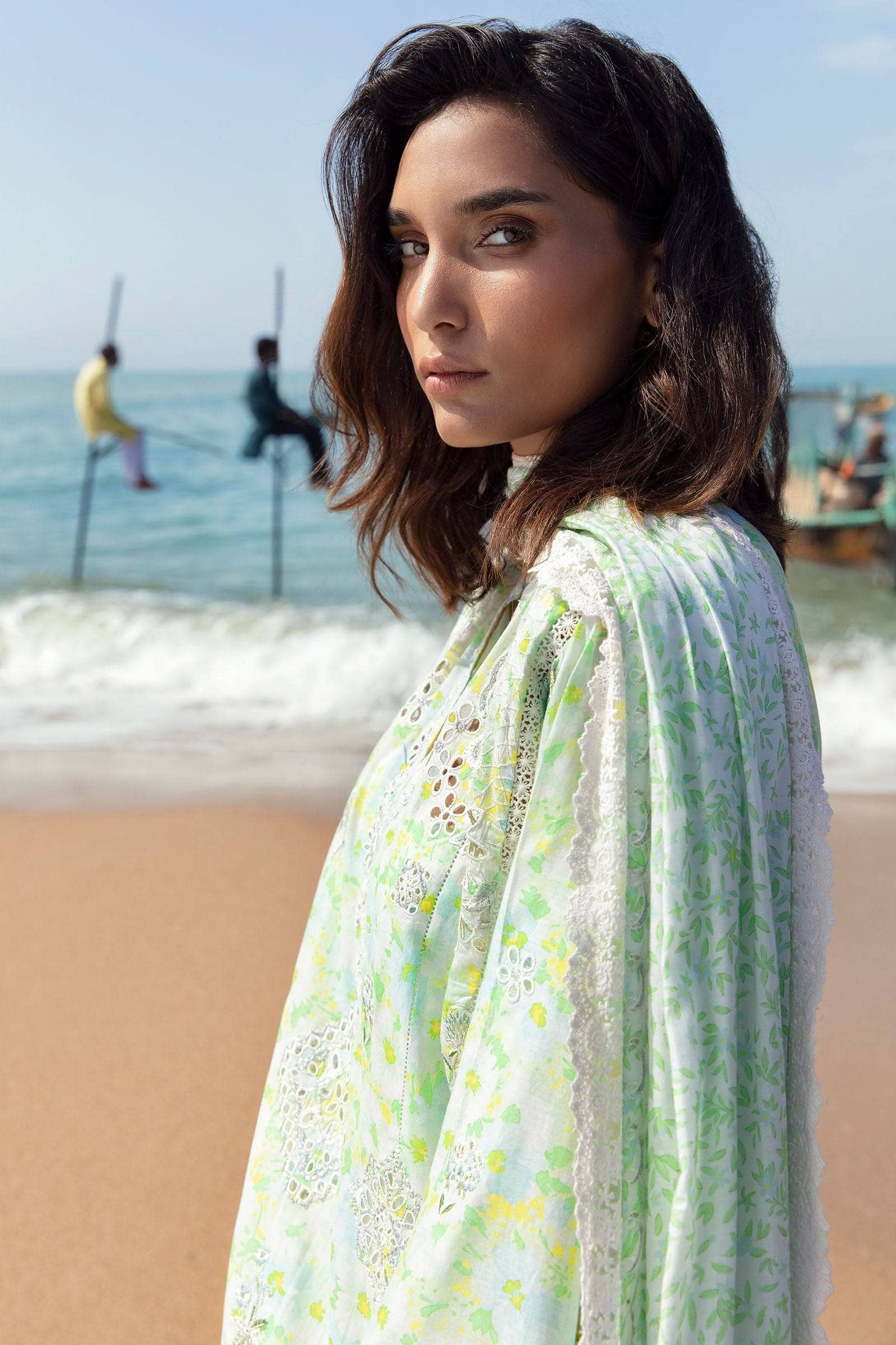 img_zaha_lawn_2023_awwal_boutique