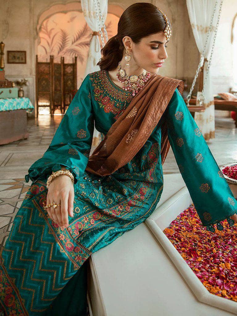 img_rajbari_chikankari_fall_winter_21_awwal_boutique