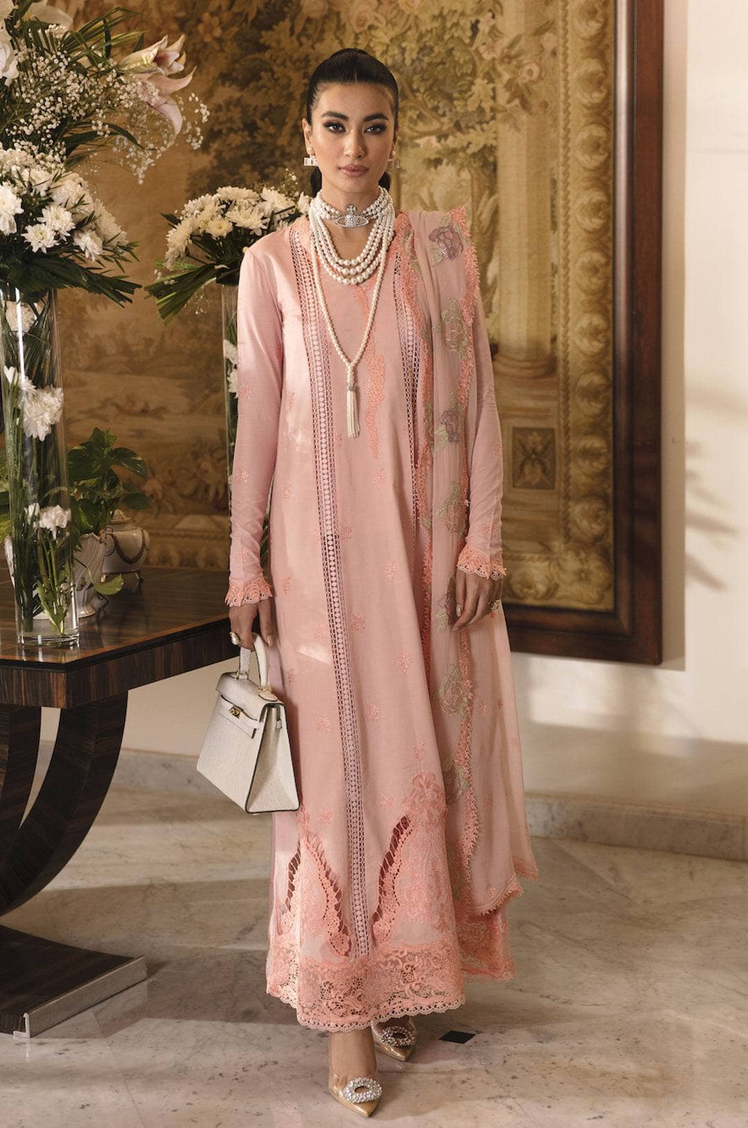 img_sable_v_luxury_lawn_23_awwal_boutique