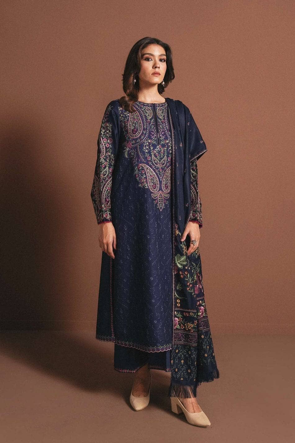 img_zara_shahjahan_winter_21_awwal_boutique