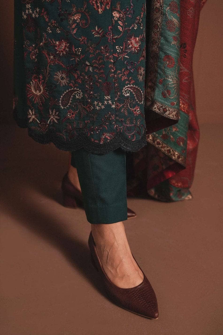 img_zara_shahjahan_winter_21_awwal_boutique