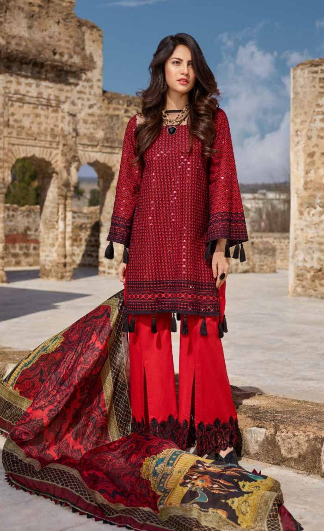 img_sakura_schiffly_chikankari_lawn_awwal_boutique