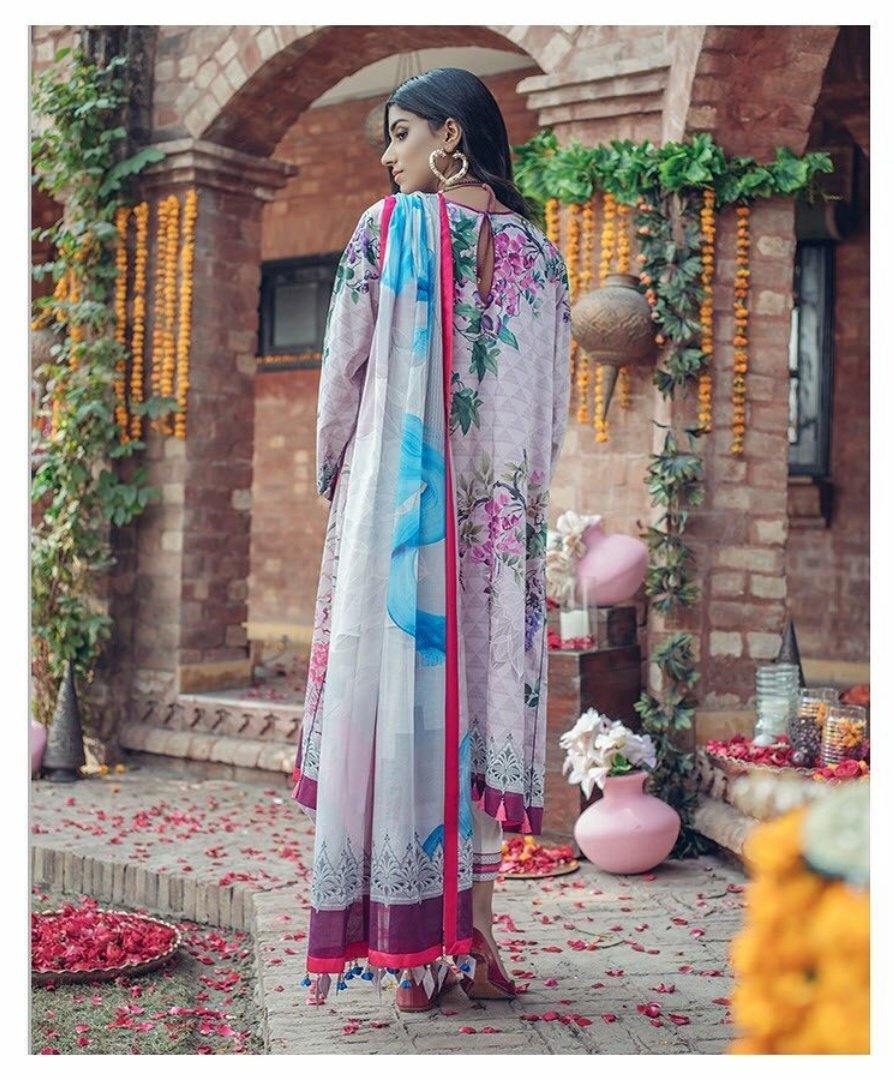 img_khaadi_cambric_autumn_collection_awwal_boutiquea